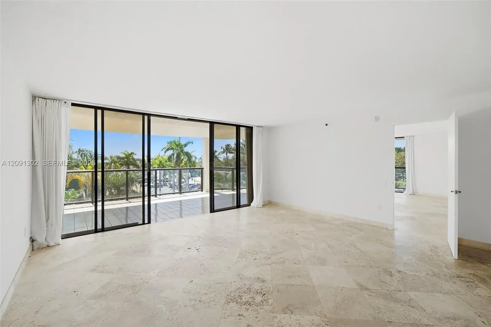 2575 S Bayshore Dr # 4A, Miami FL 33133