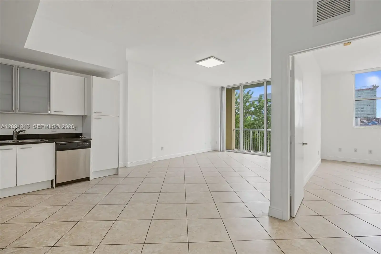 1350 NW 8th Ct, Miami FL 33136