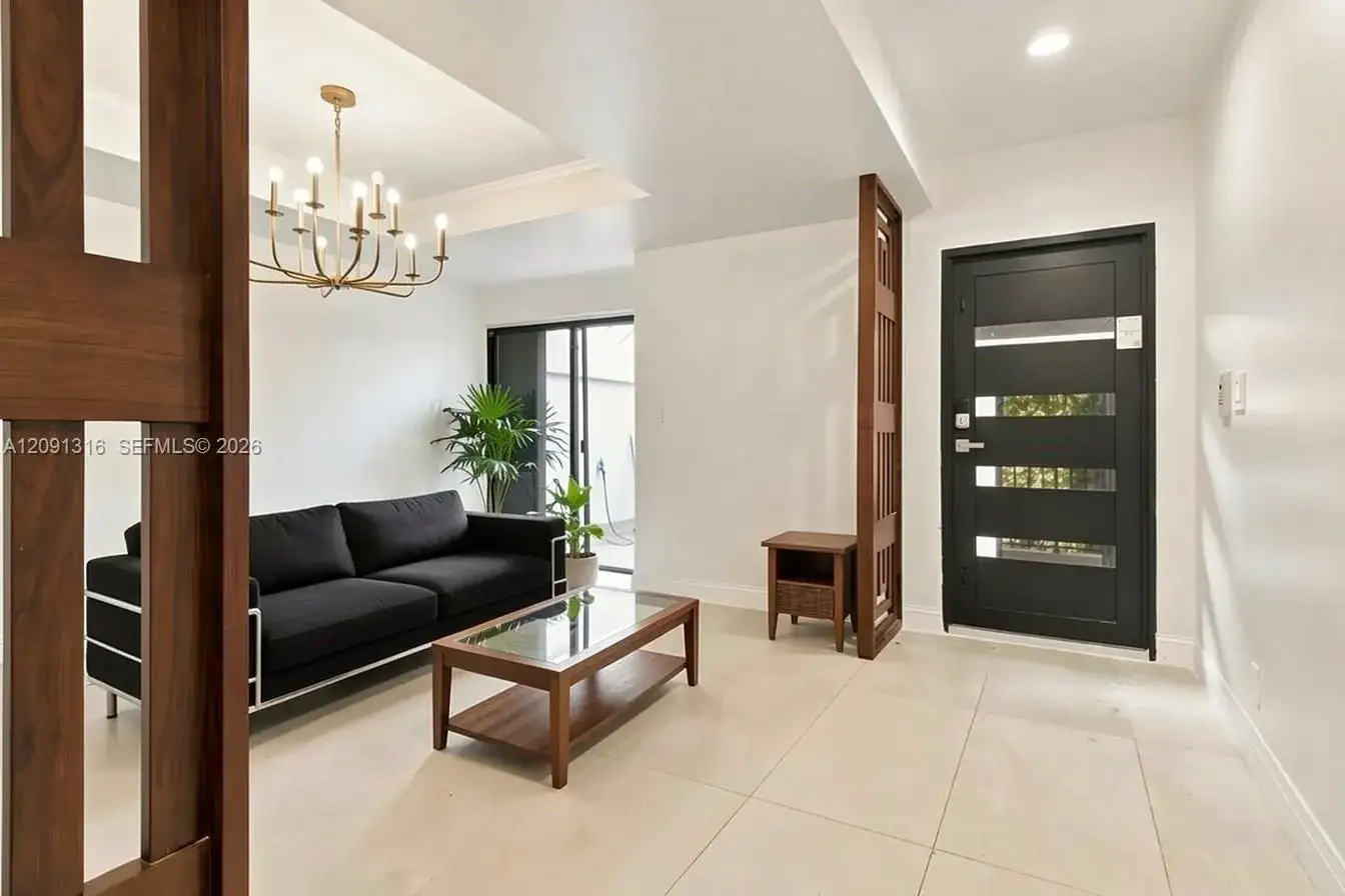 1542 NE Quayside Ter # D2, Miami FL 33138 photo 3
