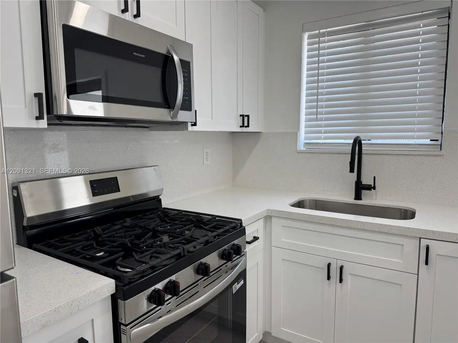 1901 NW 30th St # 2, Miami FL 33142 photo 3