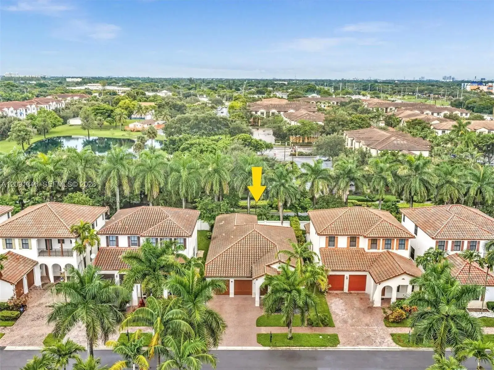 2683 NW 83rd Ter, Cooper City FL 33024 photo 3