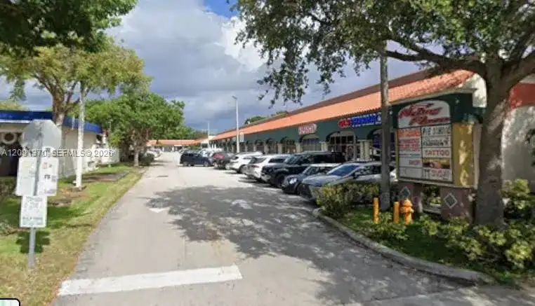 15500 SW 72nd St # 15648, Miami FL 33193