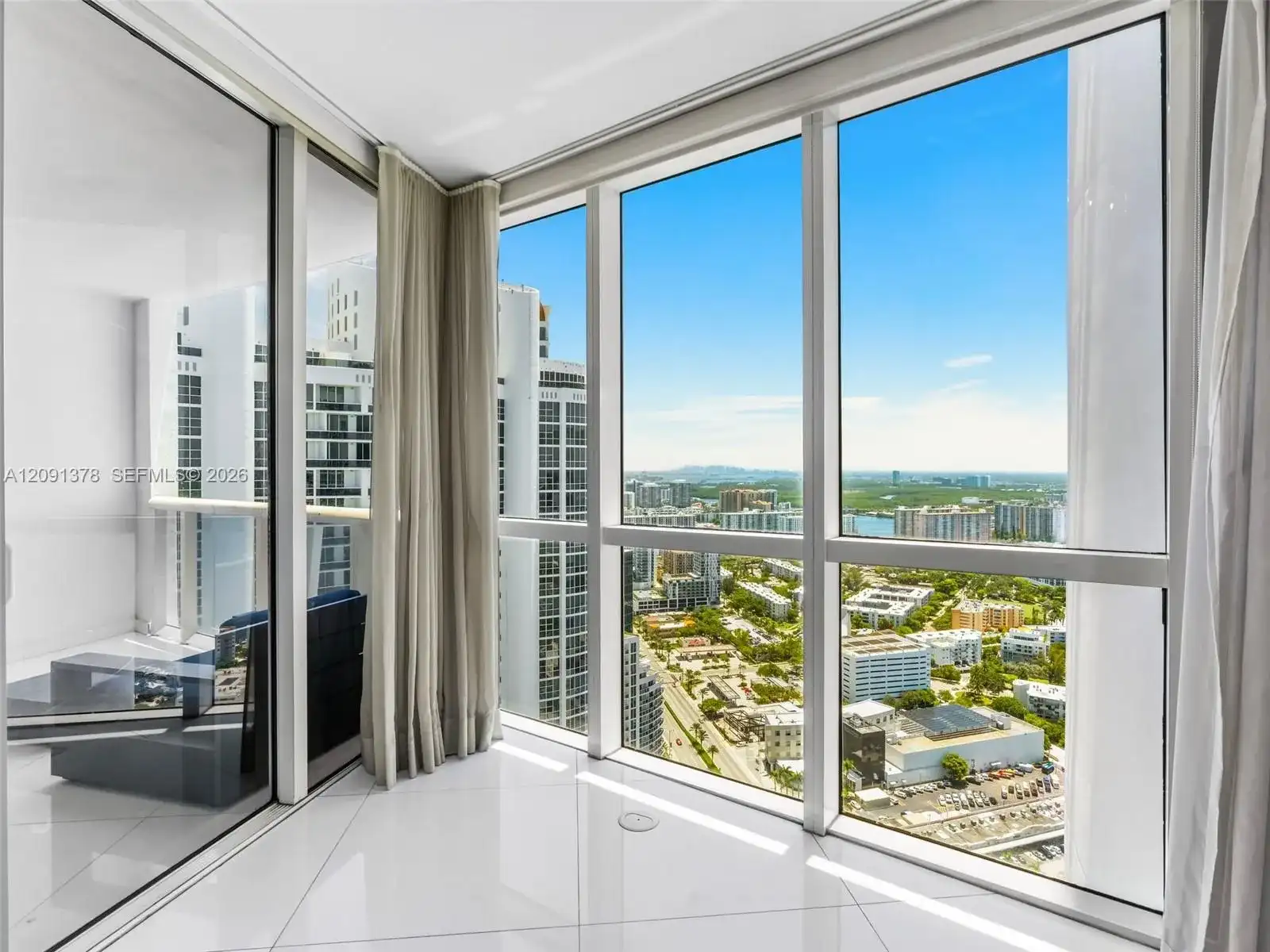 18201 Collins Ave # 5303, Sunny Isles Beach FL 33160