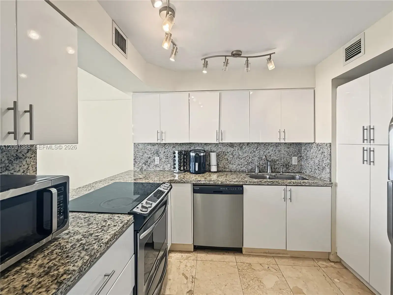 900 Bay Dr # 221, Miami Beach FL 33141 photo 4