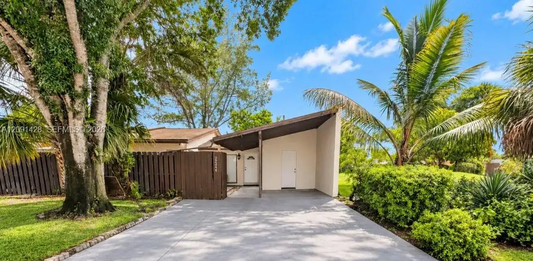 22344 Palomita Dr # 22344, Boca Raton FL 33428