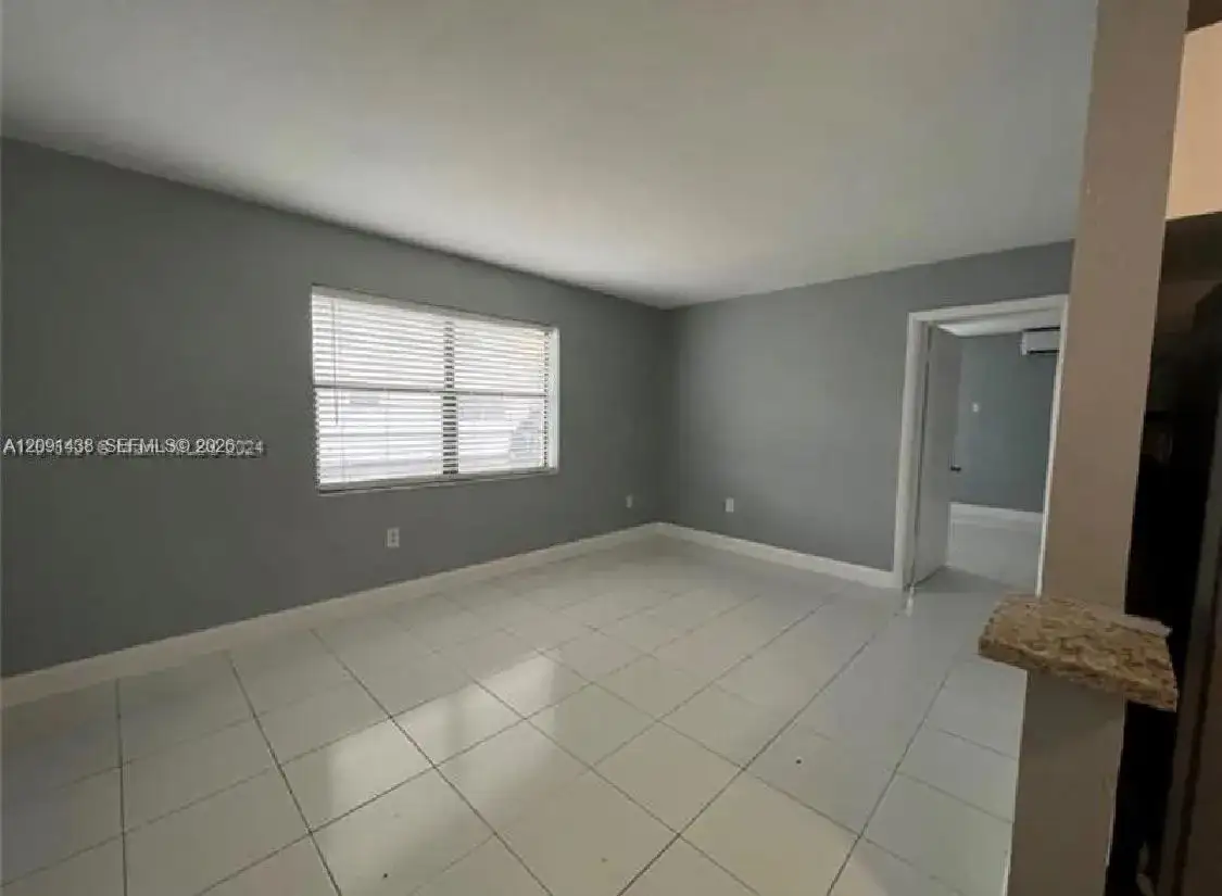 6780 SW 44th St # 1, Miami FL 33155 photo 2