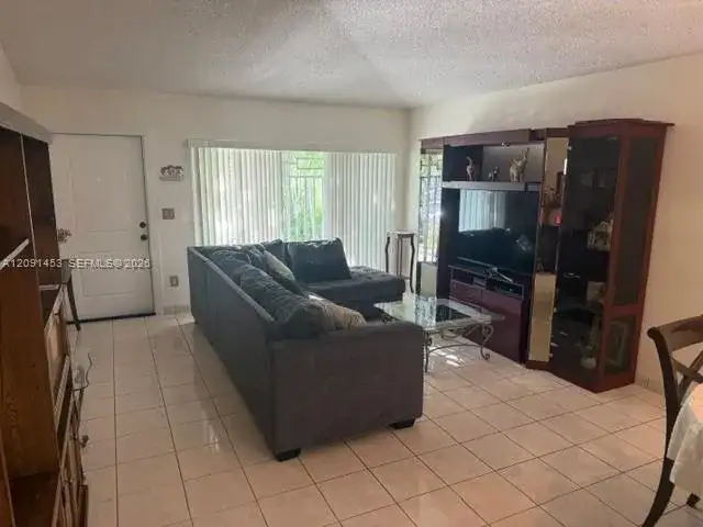 20721 SW 103rd Ct, Cutler Bay FL 33189 photo 4