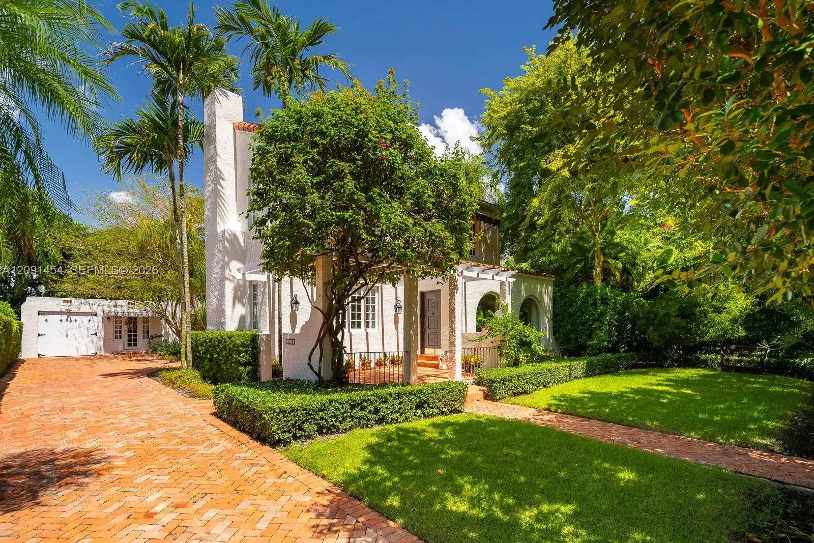 1229 Asturia Ave, Coral Gables FL 33134 photo 4