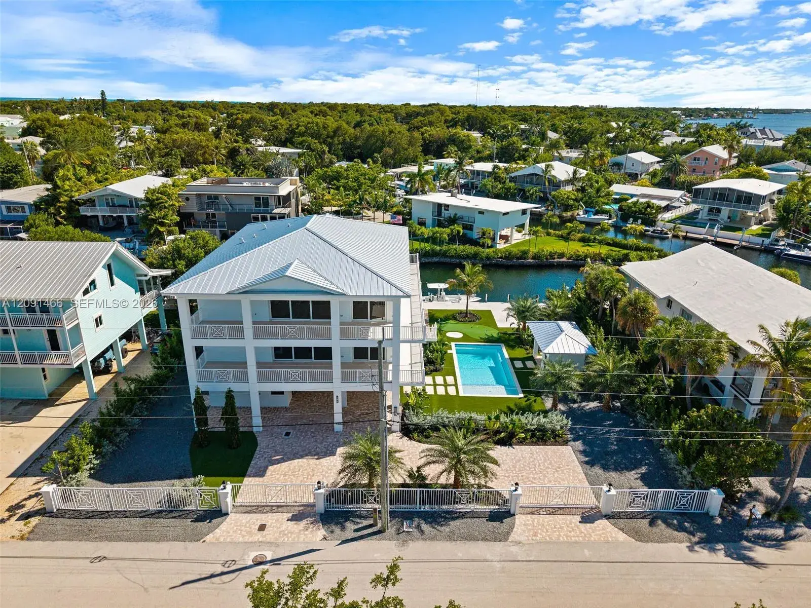195 Ojibway Ave, Tavernier FL 33070