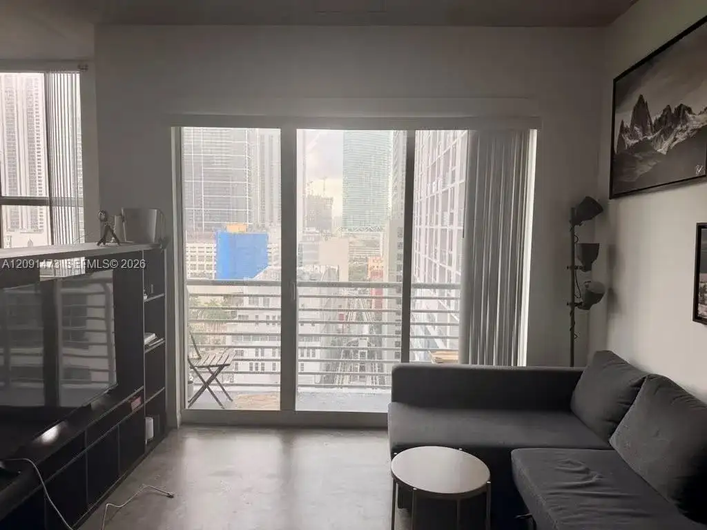 133 NE 2nd Ave # 1605, Miami FL 33132 photo 4