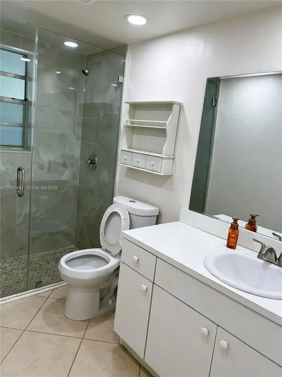 6195 W 18th Ave # G214, Hialeah FL 33012 photo 4