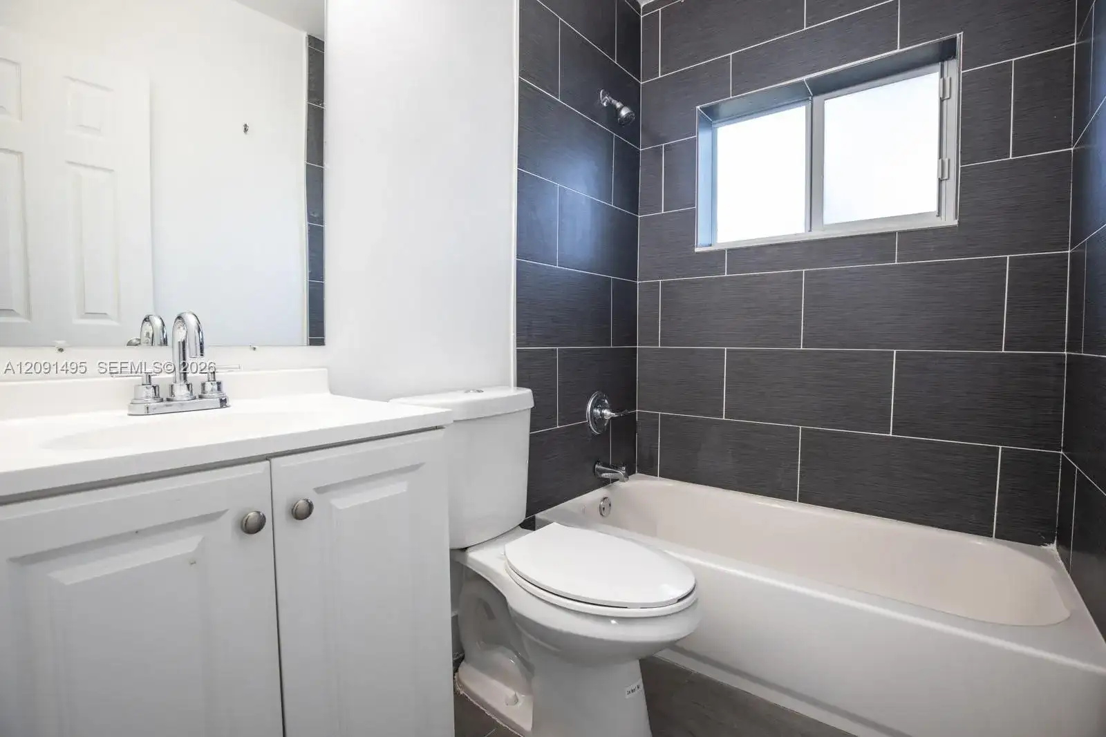 730 NE 128th St # 4, North Miami FL 33161 photo 2