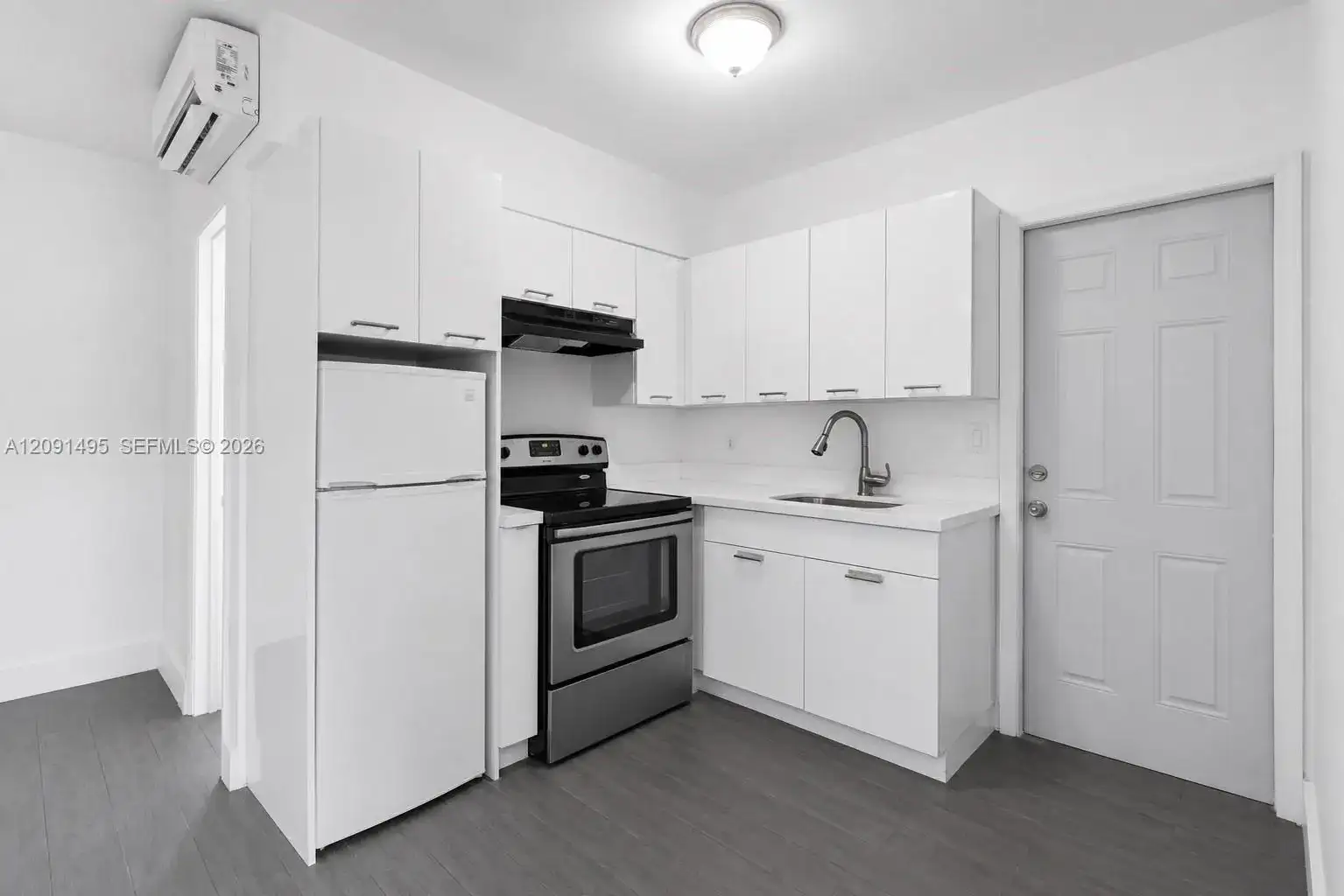 730 NE 128th St # 4, North Miami FL 33161 photo 4