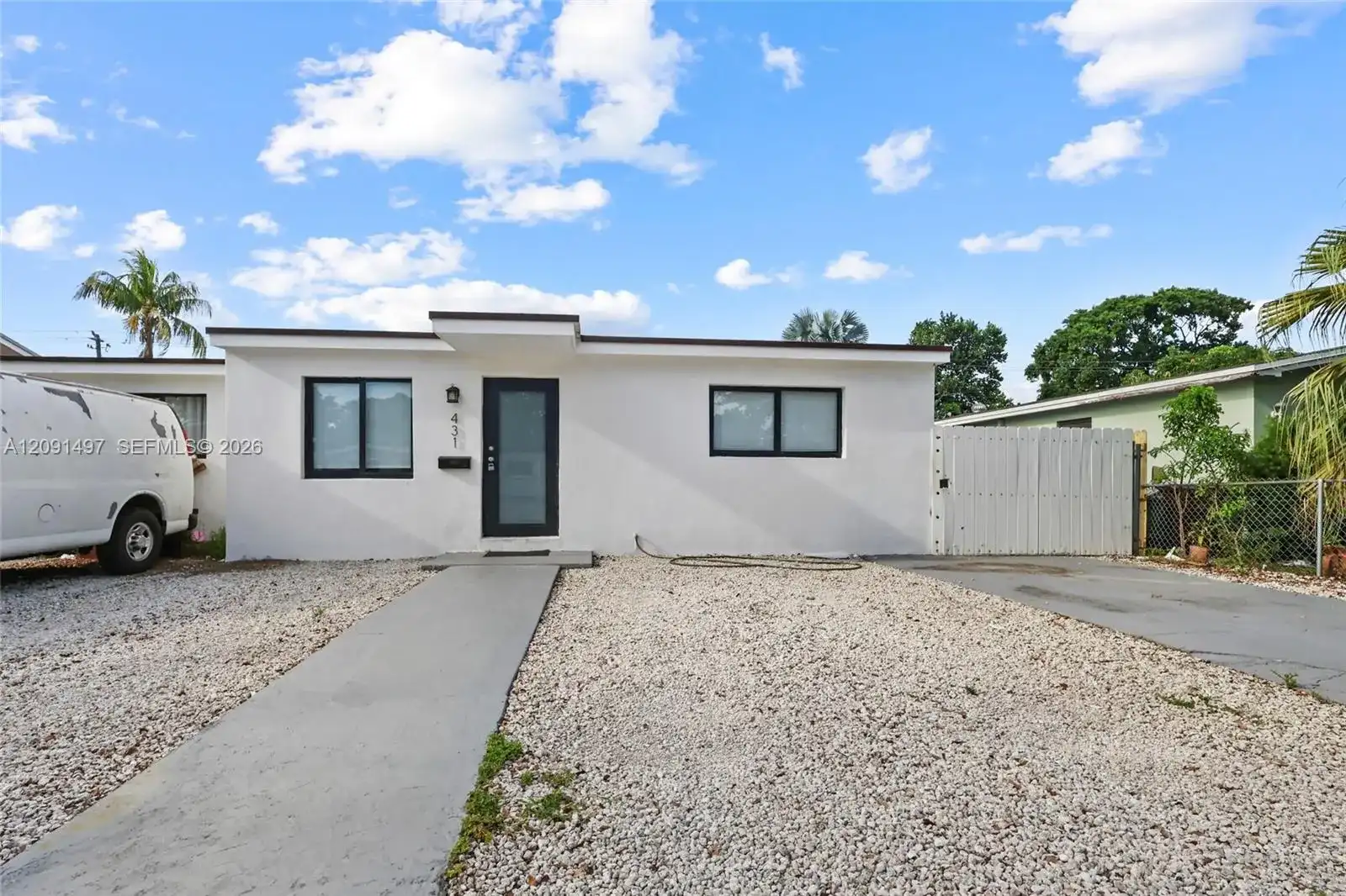 431 E 62nd St, Hialeah FL 33013