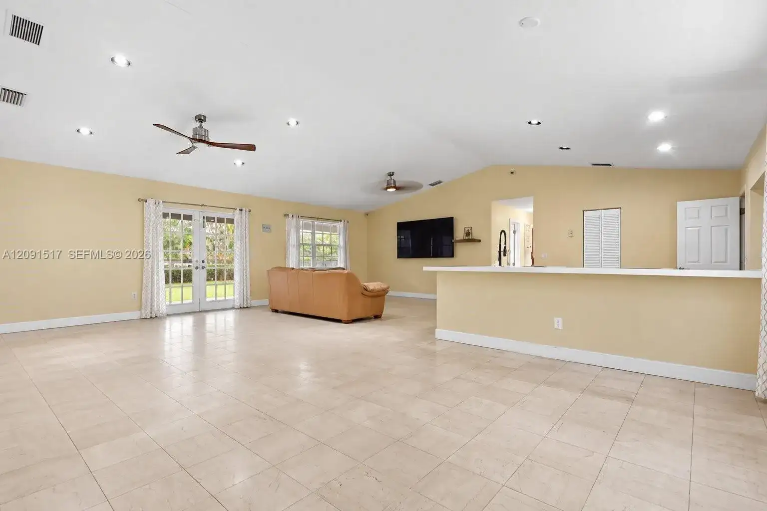 15221 SW 158th St, Miami FL 33187 photo 4