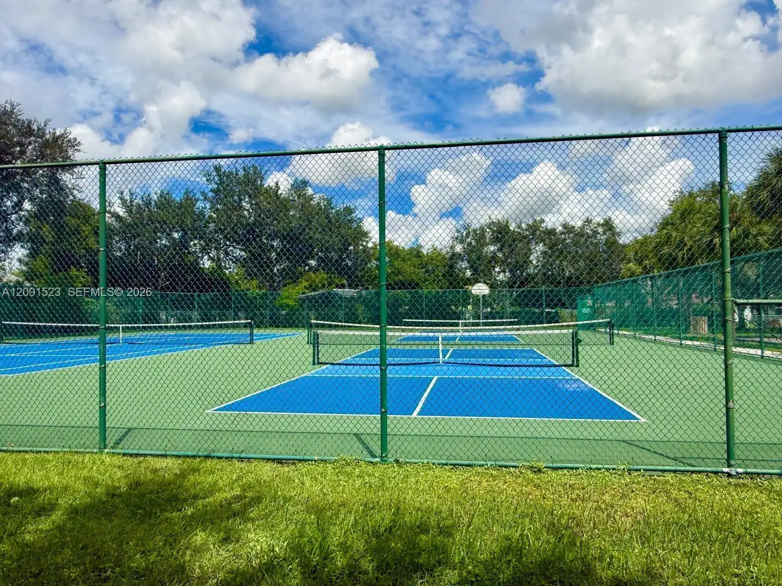 6982 Coronado Way, Pembroke Pines FL 33331 photo 3