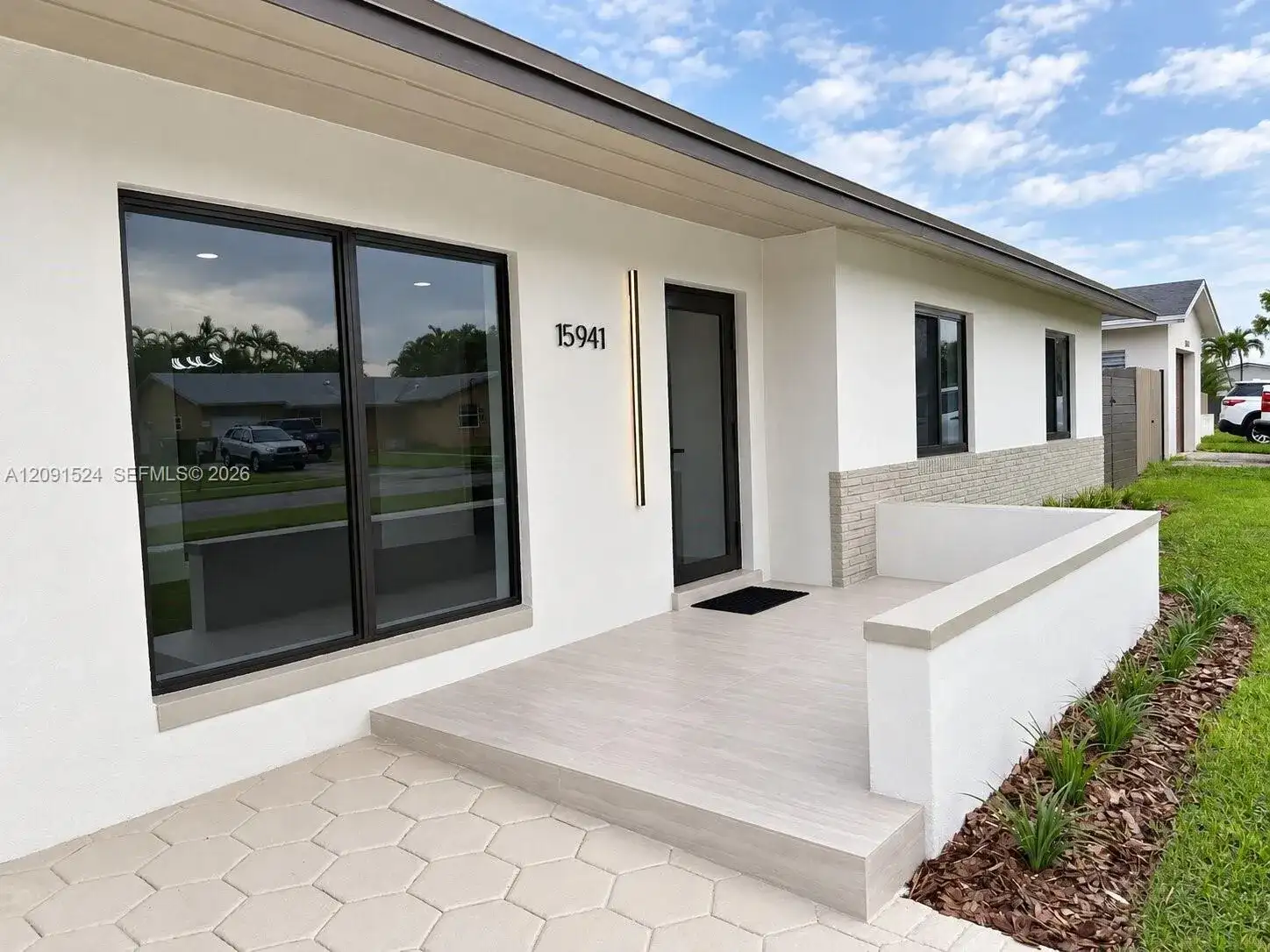 15941 SW 104th Ct, Miami FL 33157 photo 5
