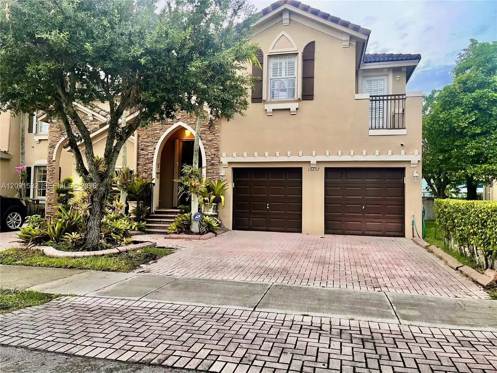 15257 SW 8th Way, Miami FL 33194 photo 5