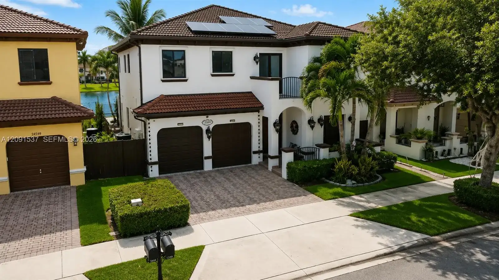 22673 SW 105th Ave, Miami FL 33190 photo 2