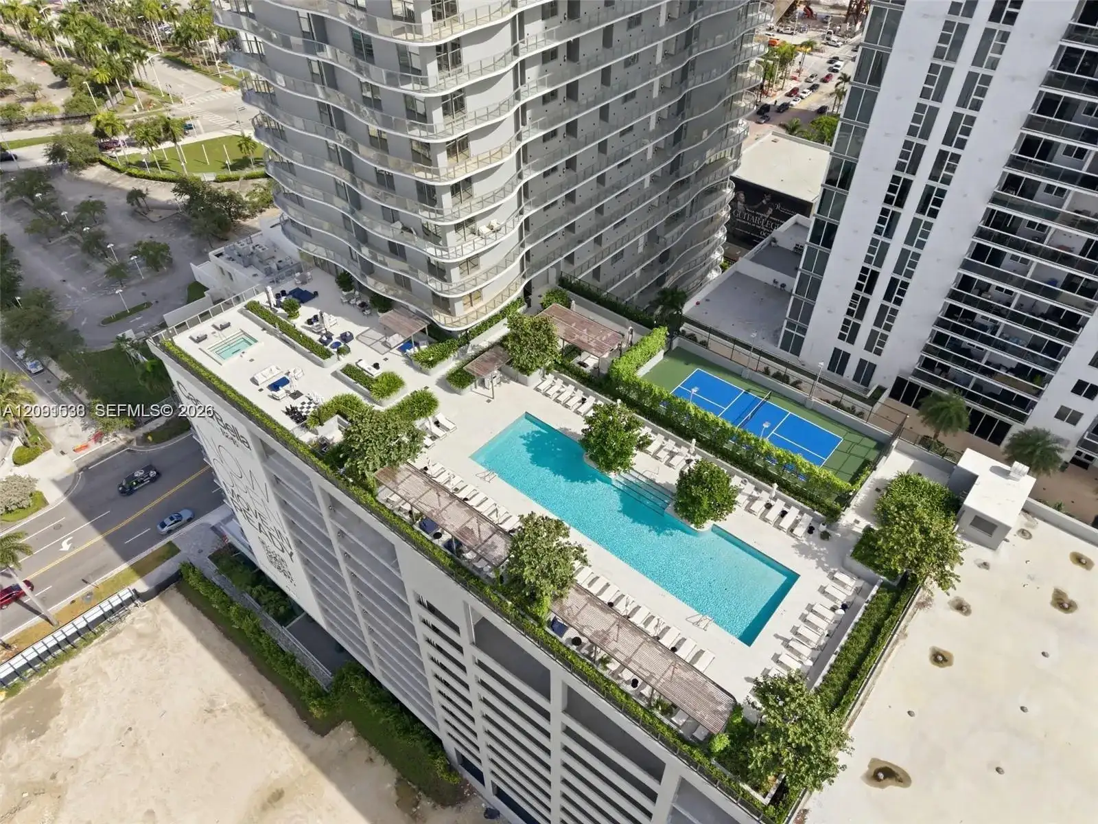 1400 Biscayne Blvd # 502, Miami FL 33132 photo 3