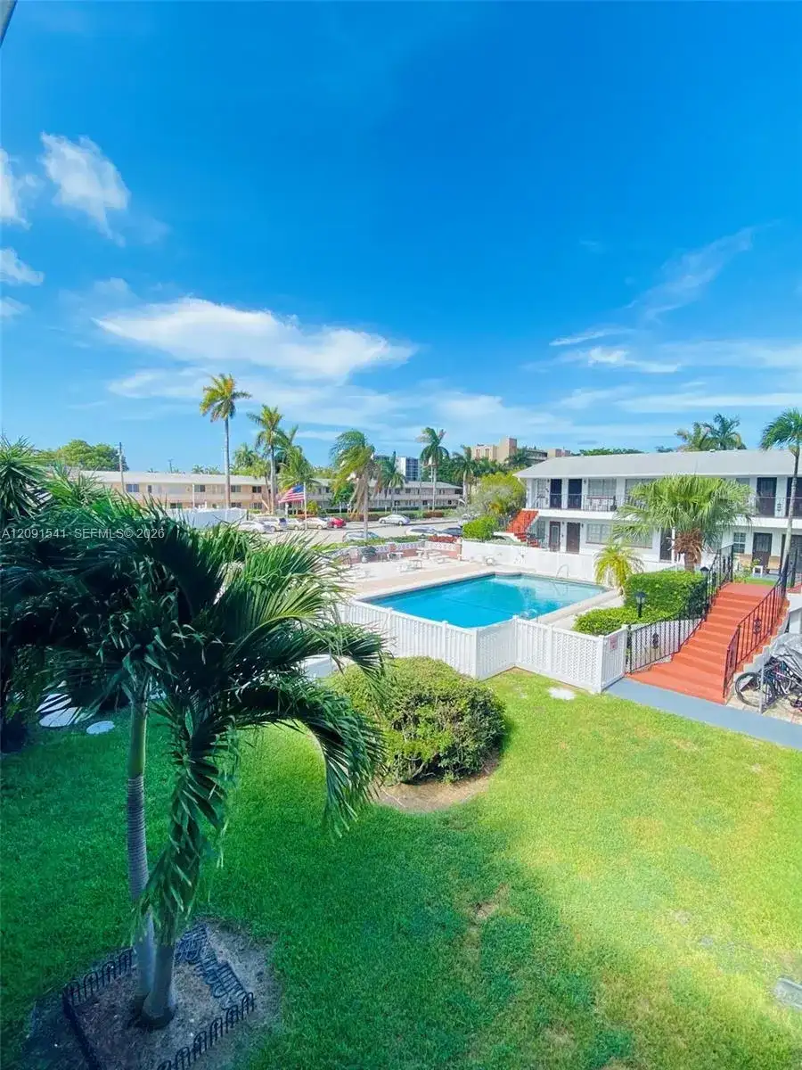 1100 Atlantic Shores Blvd # 309, Hallandale Beach FL 33009 photo 3
