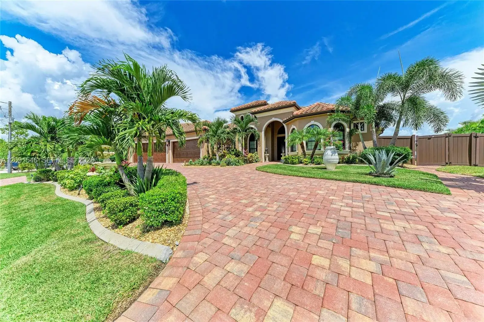 16488 Liggett Circle, Port Charlotte FL 33981 photo 4