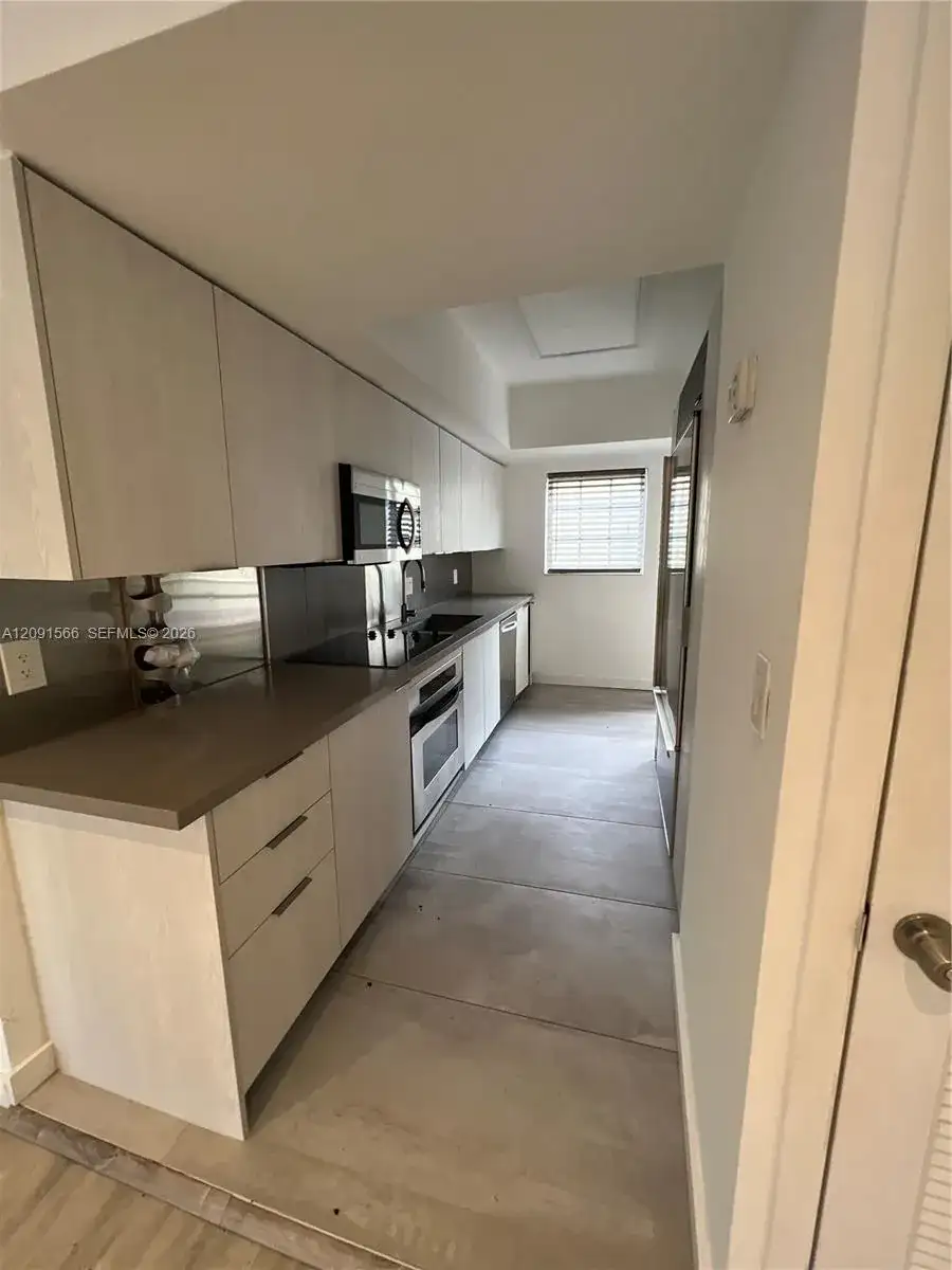 932 7th St # 932D, Miami Beach FL 33139 photo 4
