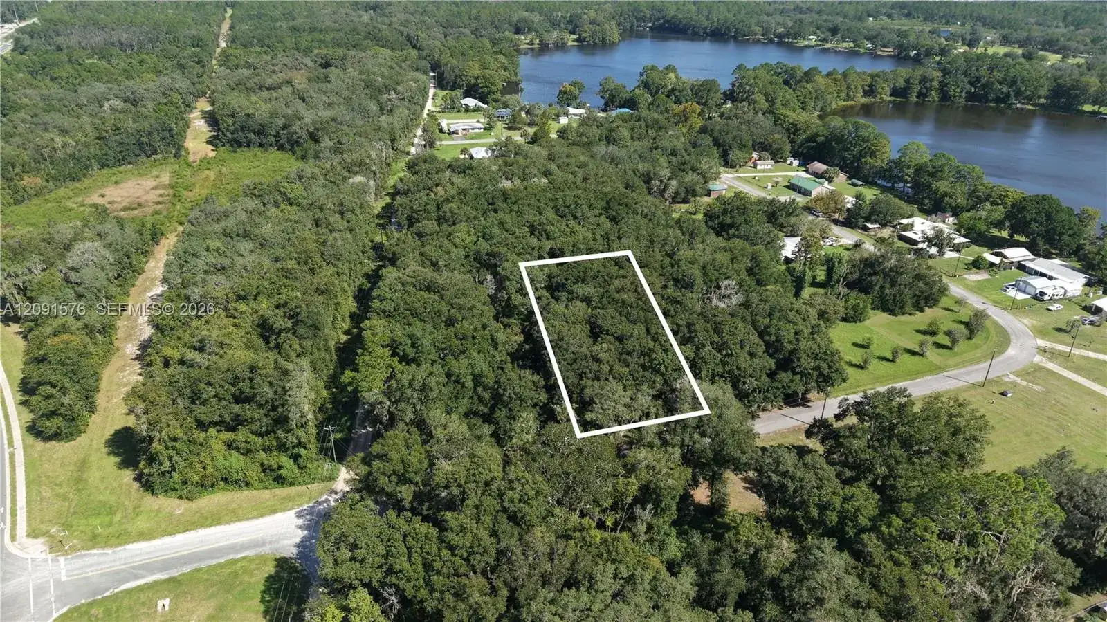 104 Twin Lake Grove Dr, Other City - In The State Of Florida FL 32148 photo 3