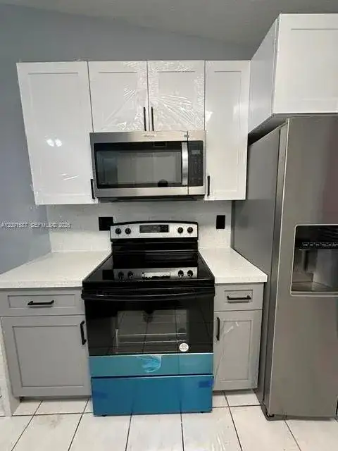 8015 Lake Dr # 201, Doral FL 33166 photo 3