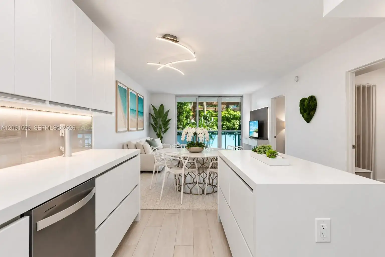2301 Collins Ave # 318, Miami Beach FL 33139 photo 2