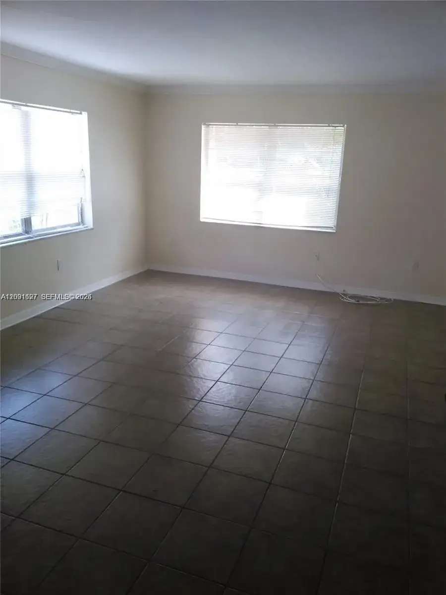 1919 Plunkett St # 7, Hollywood FL 33020