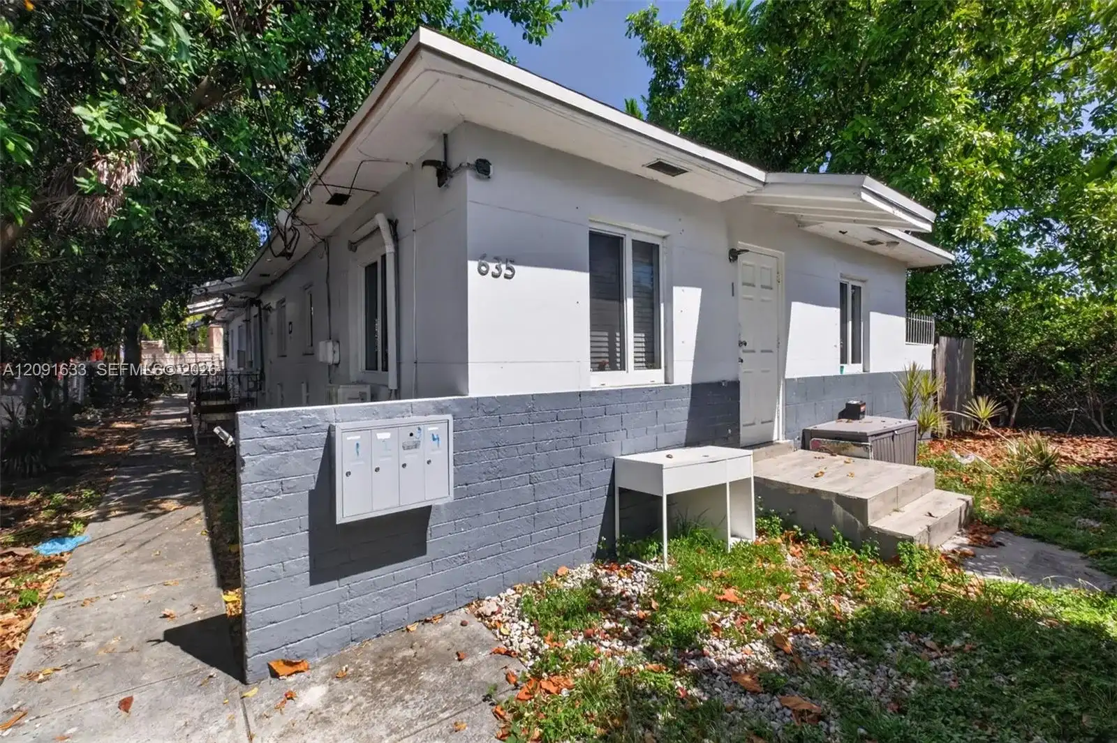 635 SW 16th Ave # 3, Miami FL 33135