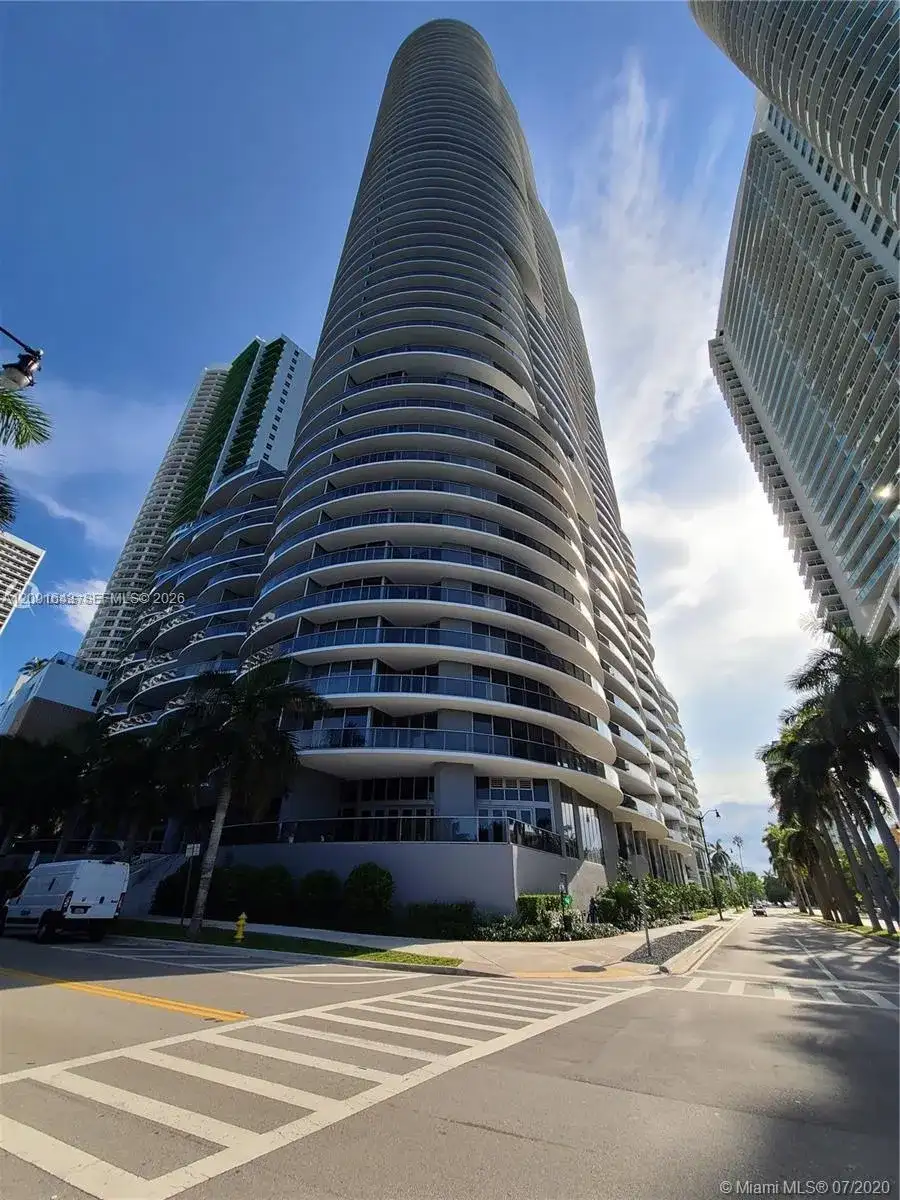 488 NE 18th St # 1504, Miami FL 33132 photo 3