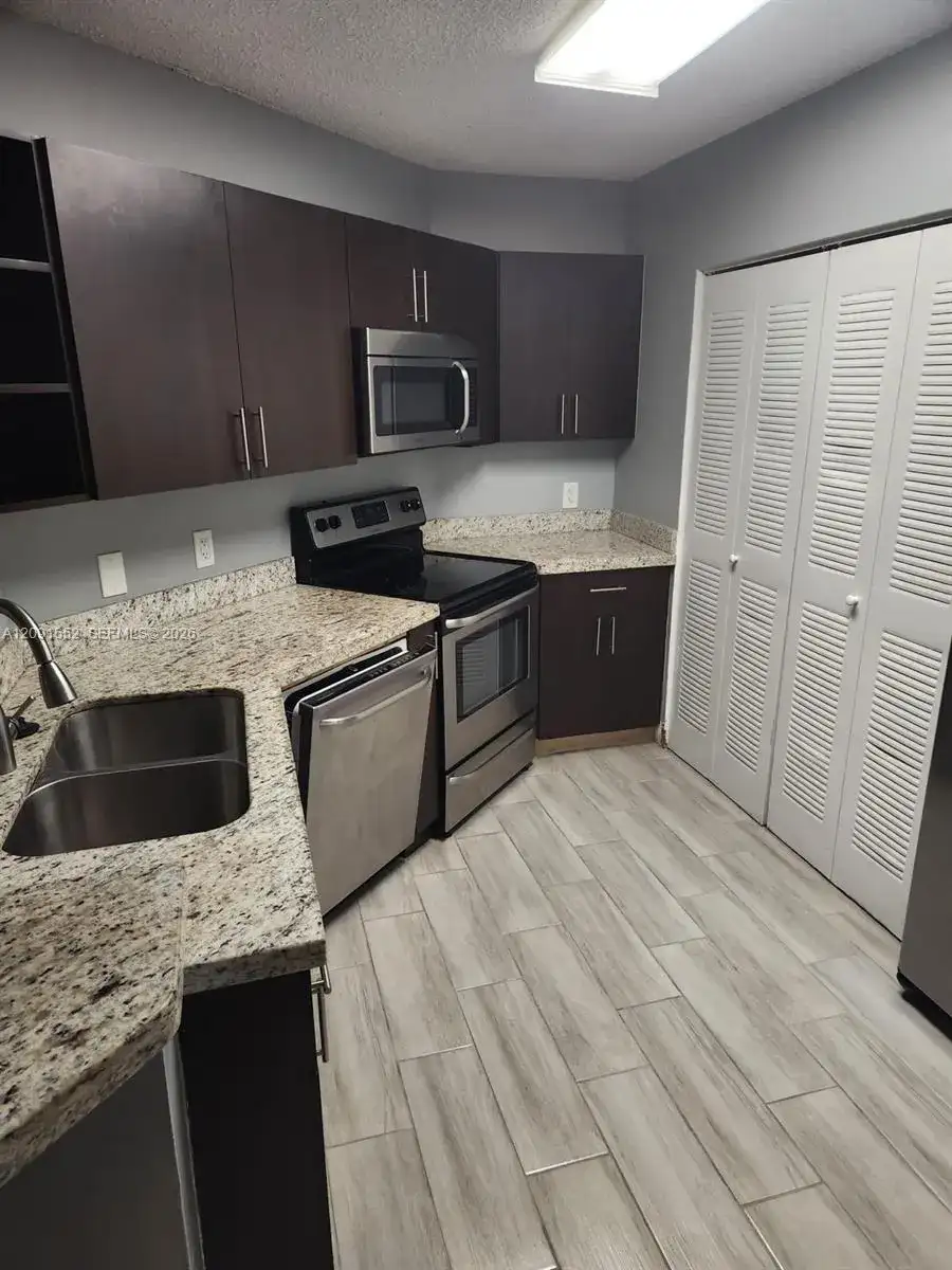 6292 NW 186th St # 206, Hialeah FL 33015 photo 2
