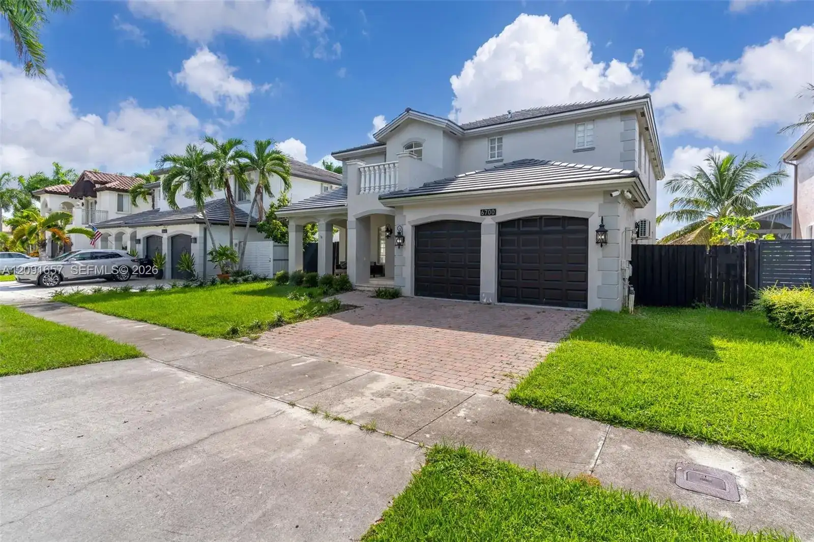 6700 SW 164th Ave, Miami FL 33193 photo 2