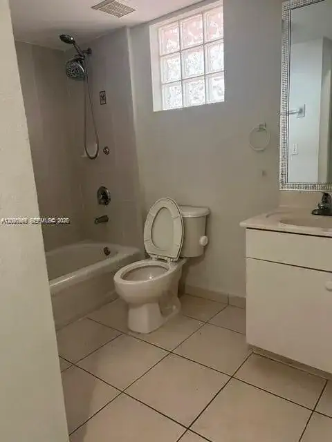 650 Palm Ave # A2, Hialeah FL 33010 photo 5