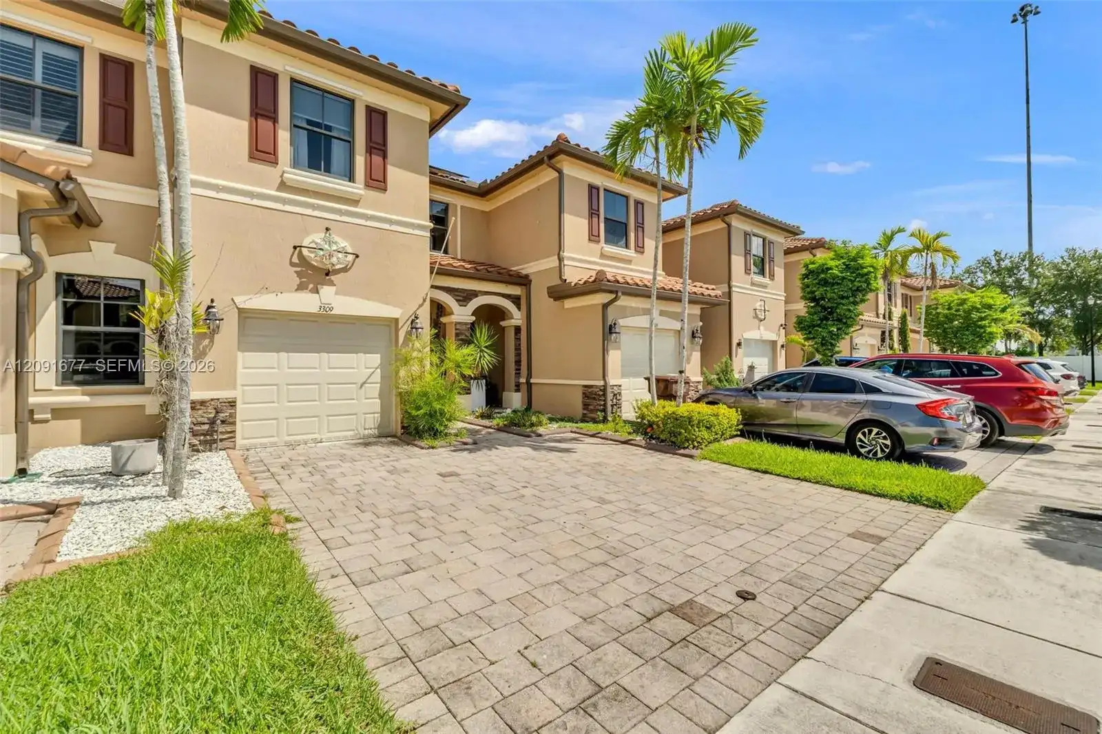 3309 W 91st Ter, Hialeah FL 33018 photo 2