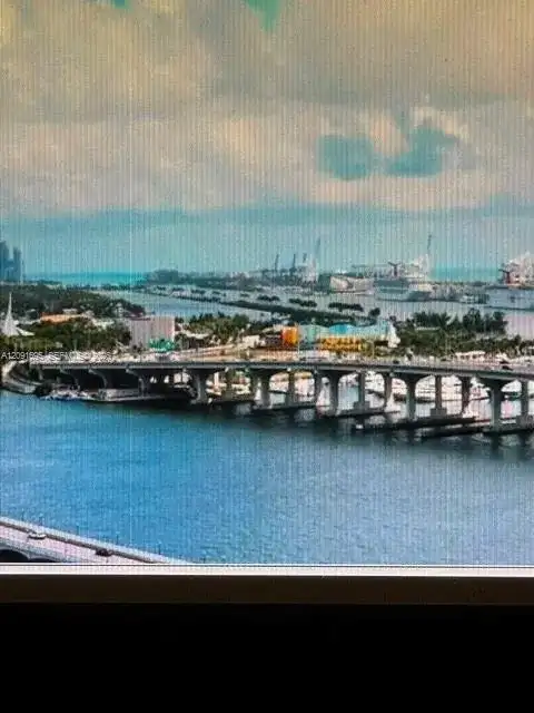 1717 N Bayshore Dr # 3246, Miami FL 33132