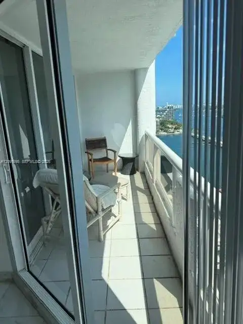 1717 N Bayshore Dr # 3246, Miami FL 33132 photo 2