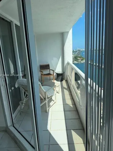 1717 N Bayshore Dr # 3246, Miami FL 33132