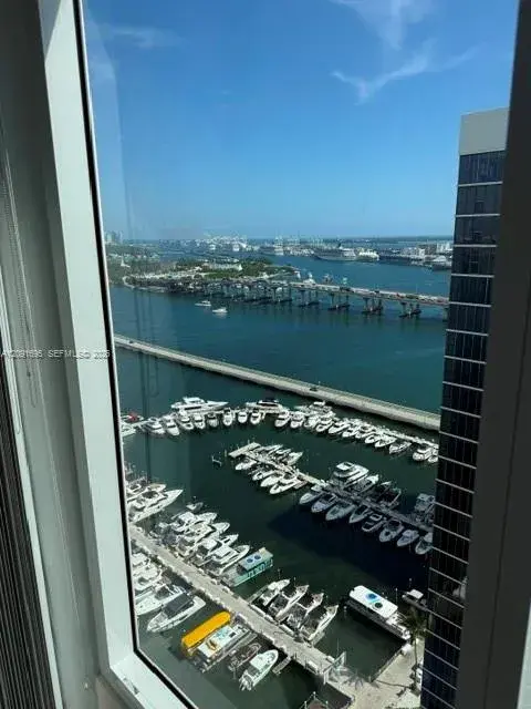 1717 N Bayshore Dr # 3246, Miami FL 33132