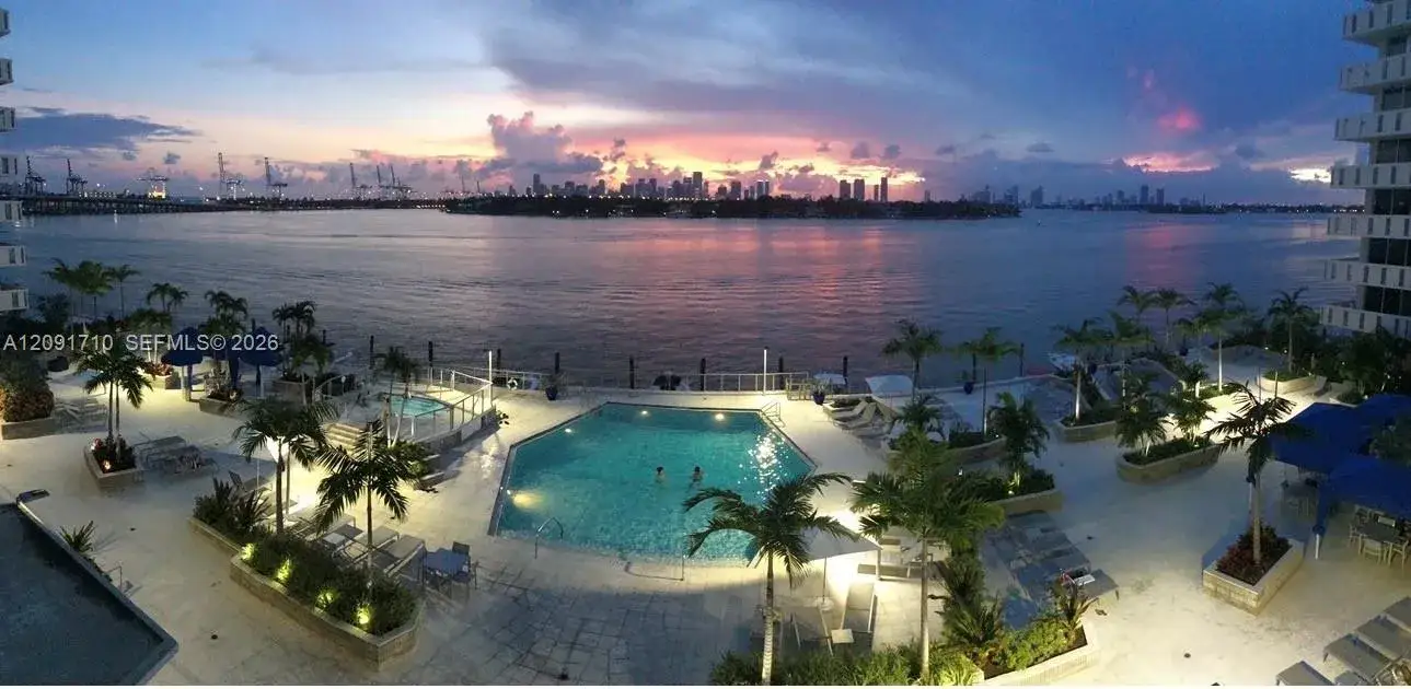 1 bath Residential for sale at 800 West Ave # 525, Miami Beach FL 33139