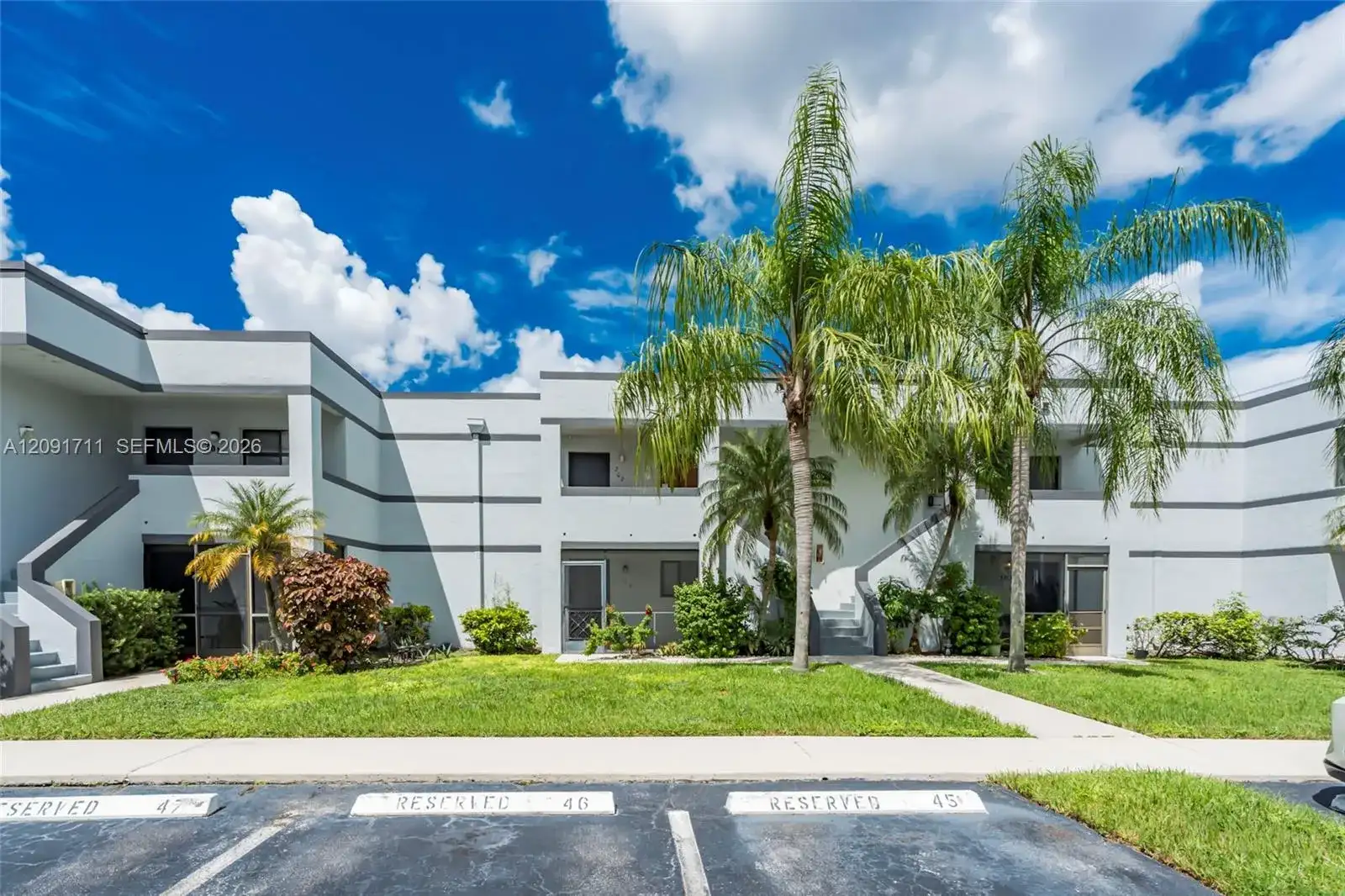 161 Lakeview Dr # 202, Weston FL 33326 photo 2