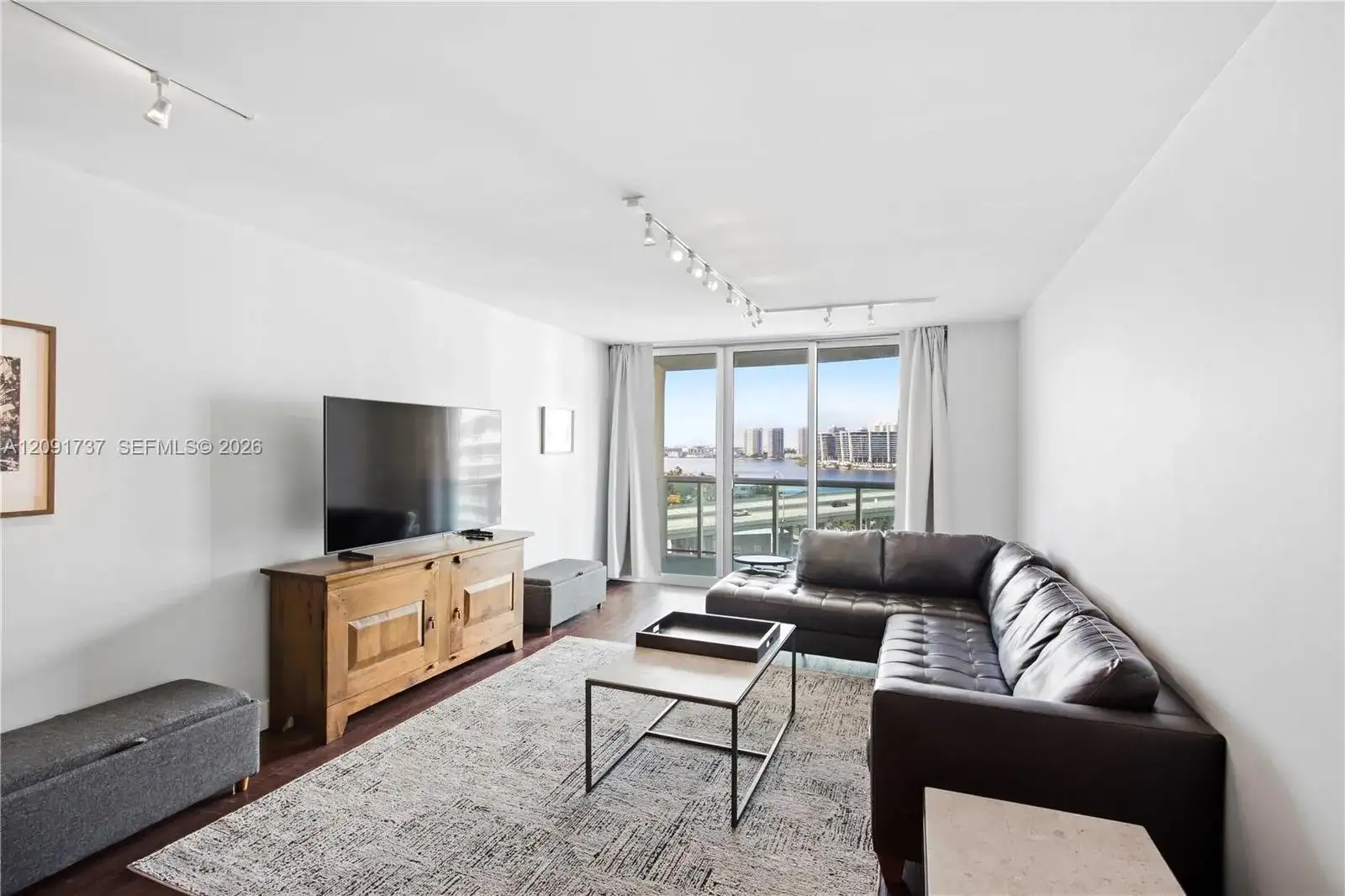 19380 Collins Ave # 1219, Sunny Isles Beach FL 33160 photo 2