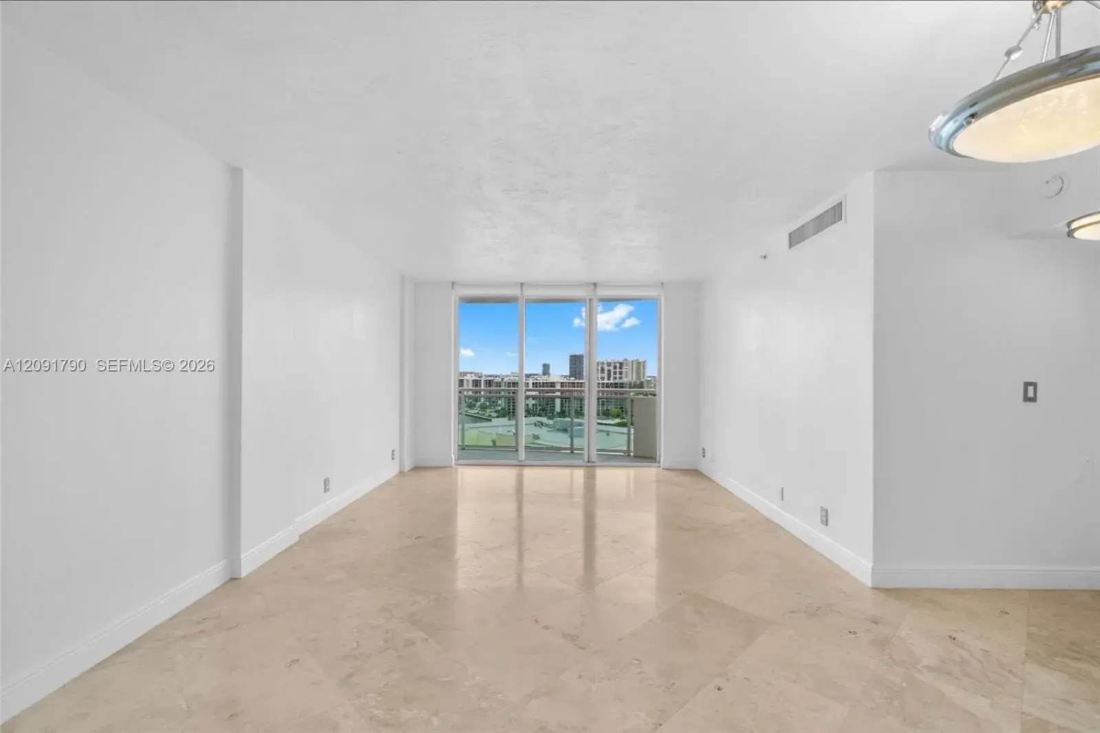 3001 S Ocean Dr # 1439, Hollywood FL 33019