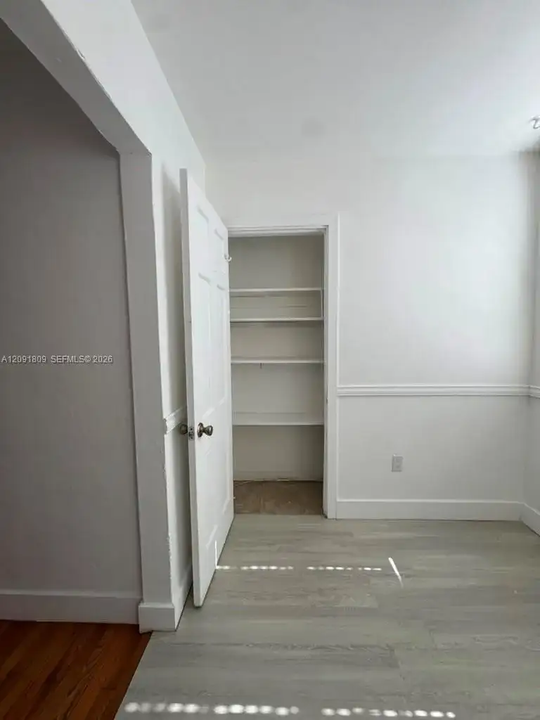 15 Sidonia Ave # 2, Coral Gables FL 33134 photo 4