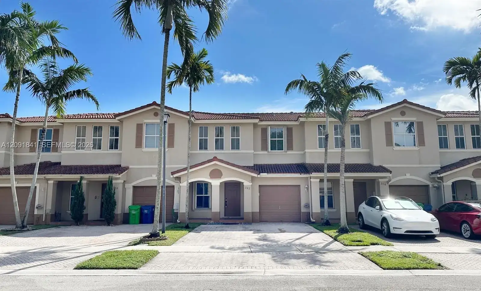 202 Riverwalk Cir, Sunrise FL 33326 photo 2