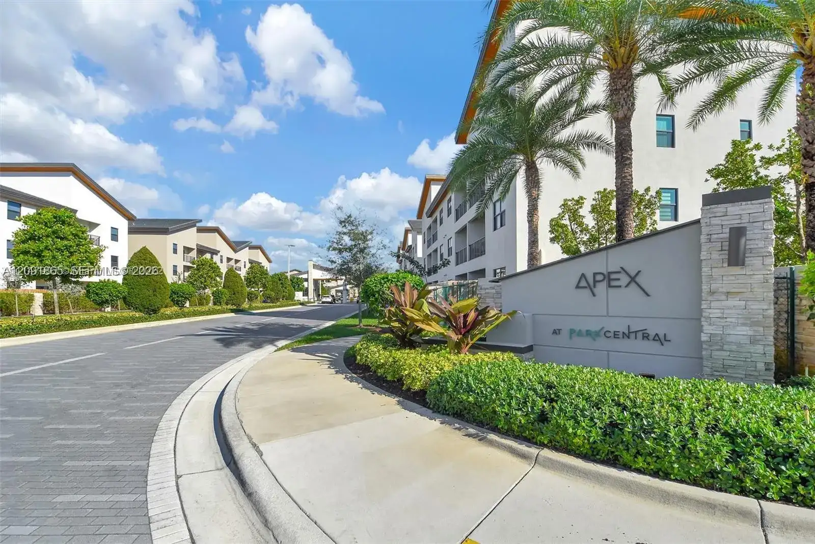 7805 NW 104th Ave # 32, Doral FL 33178 photo 4