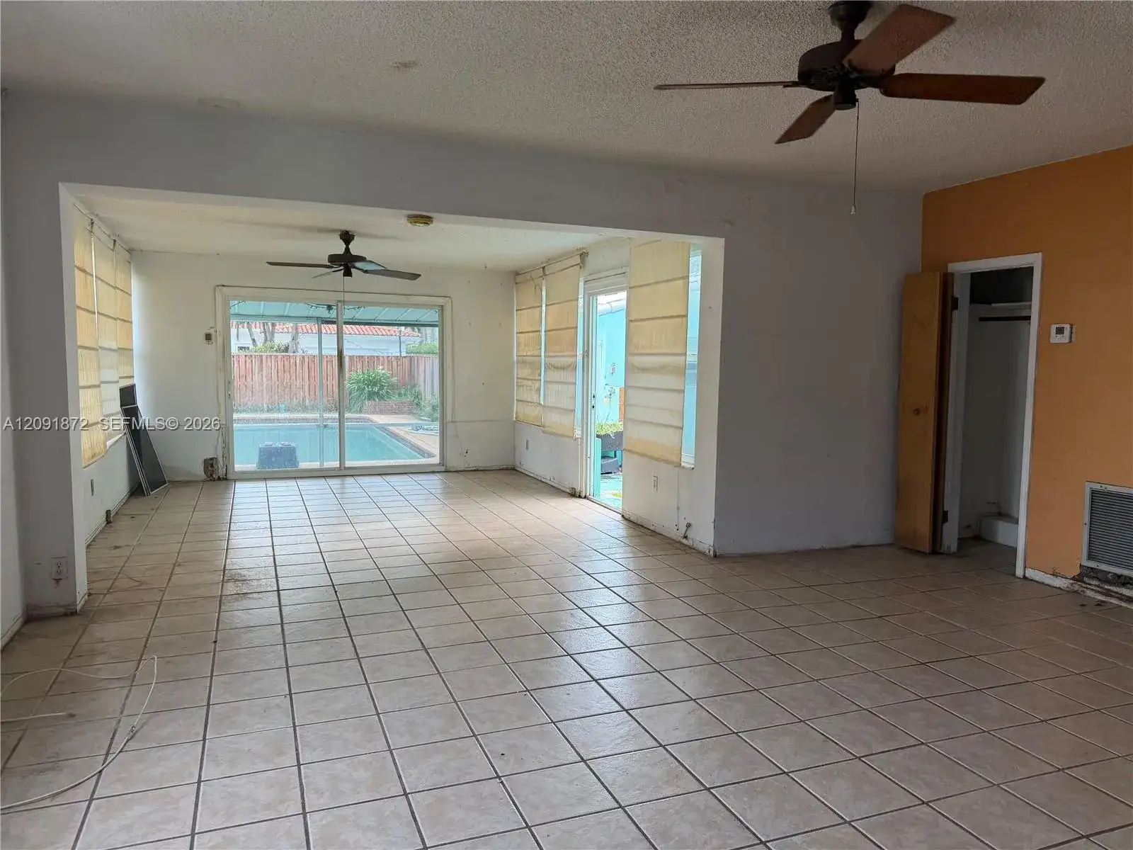 1146 Polk St, Hollywood FL 33019 photo 4