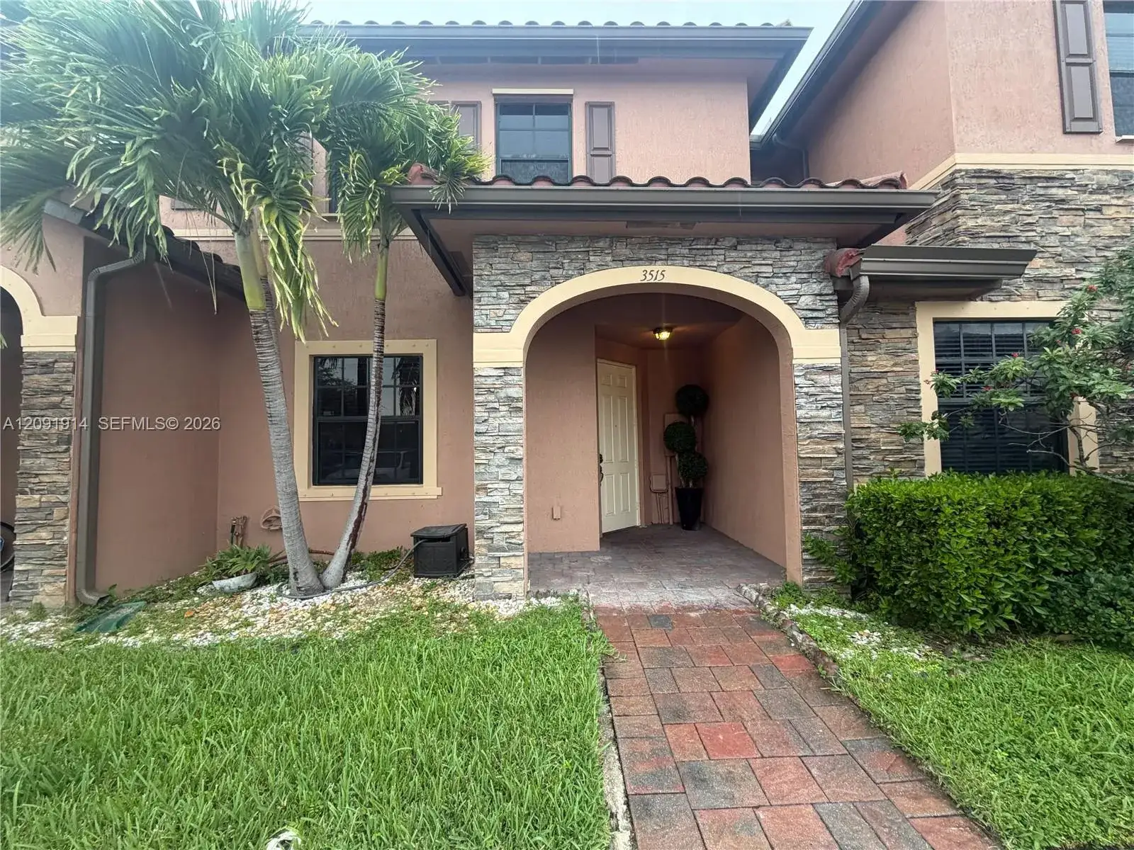 3515 W 89th Pl, Hialeah FL 33018